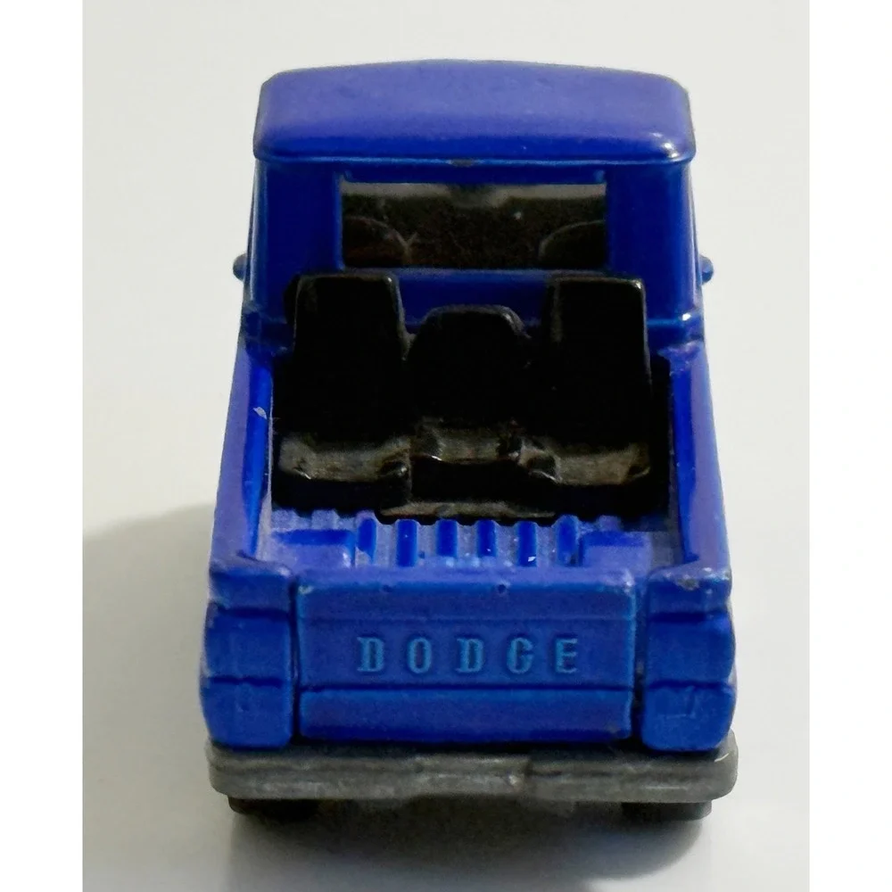 Johnny Lightning Exclusive Blue 1965 Dodge Pickup‎ 1/64 Scale 1994